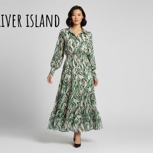 💕 River Island Petite Sheer Maxi Dress-Nwot💕